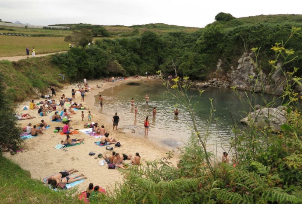 Playa de Gulpiyuri