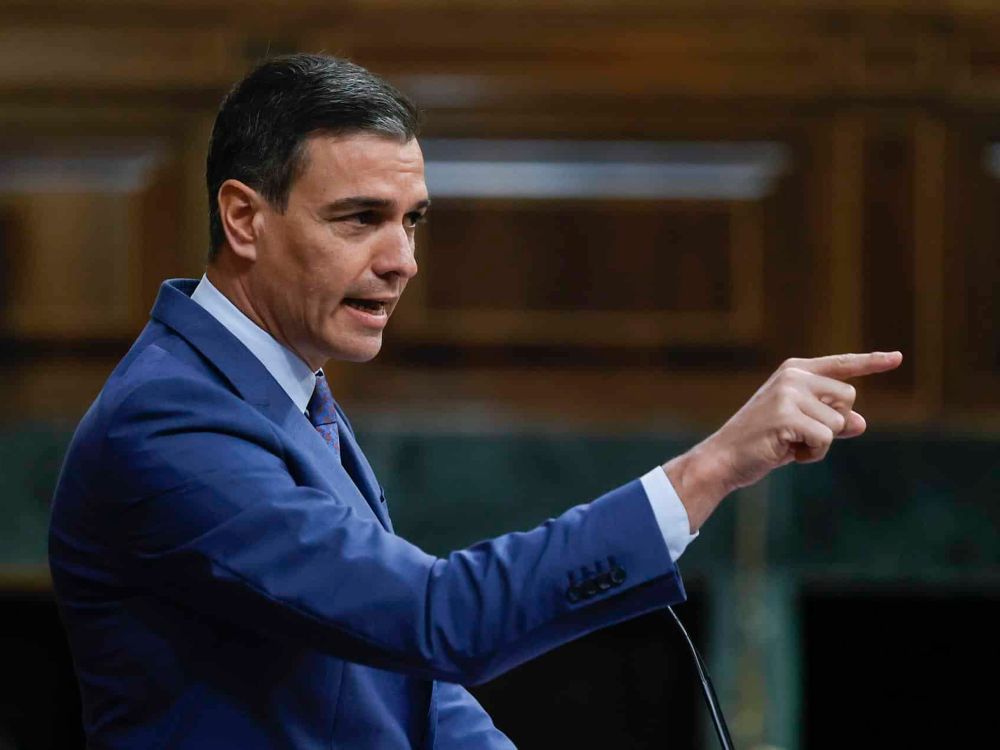 Mentir y señalar