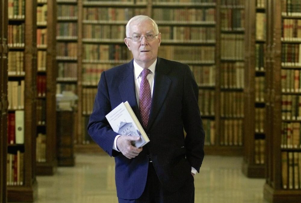 La «c»: Víctor García de la Concha