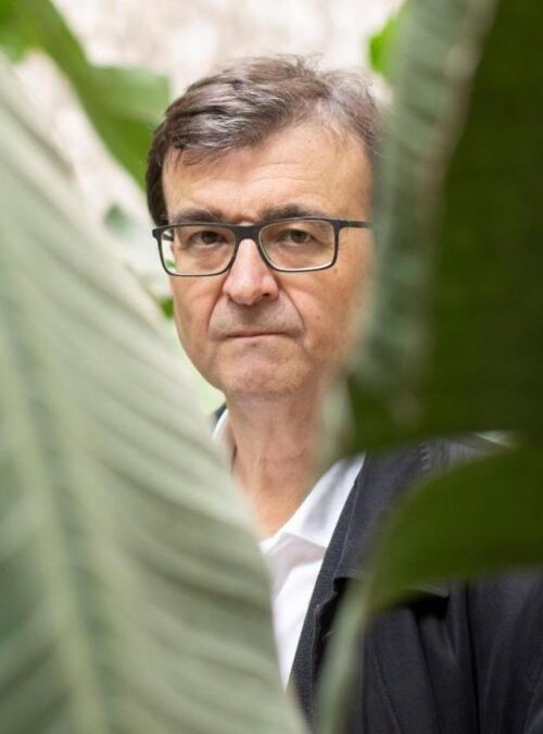 La «R» es de Cercas