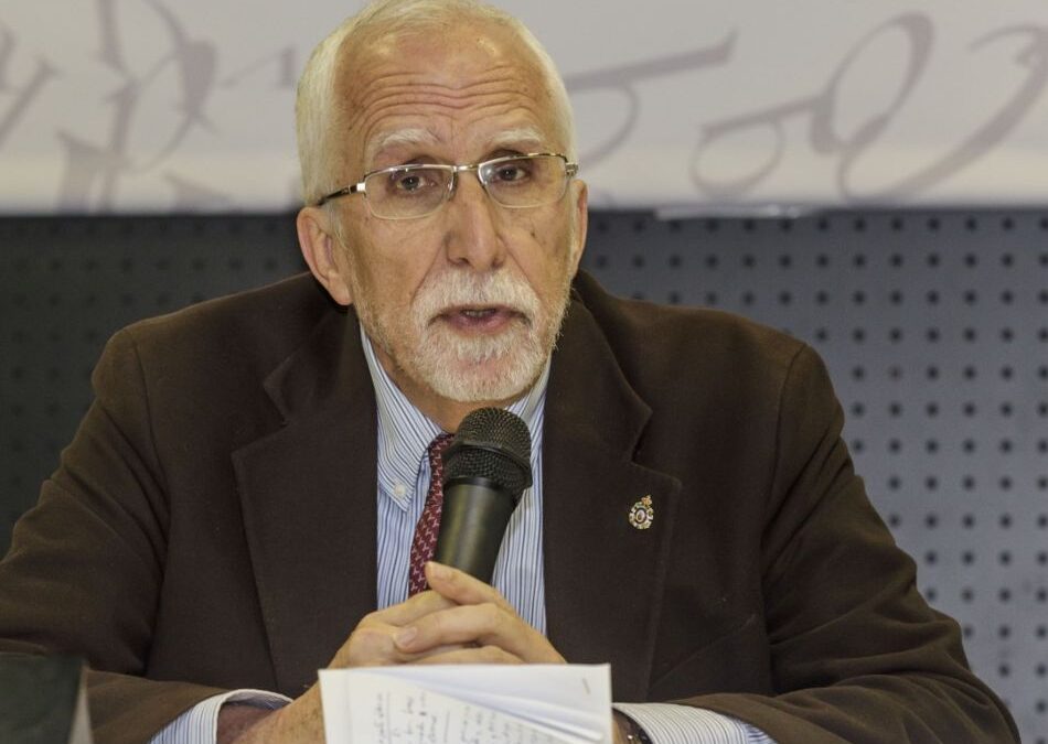 Luis Mateo Díez, la «I» de la RAE