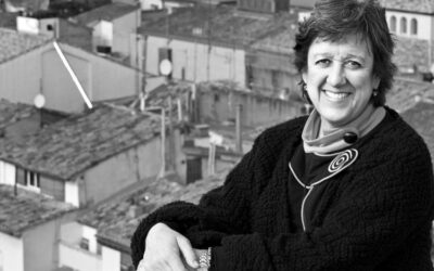 Tendría que escribirte un poema