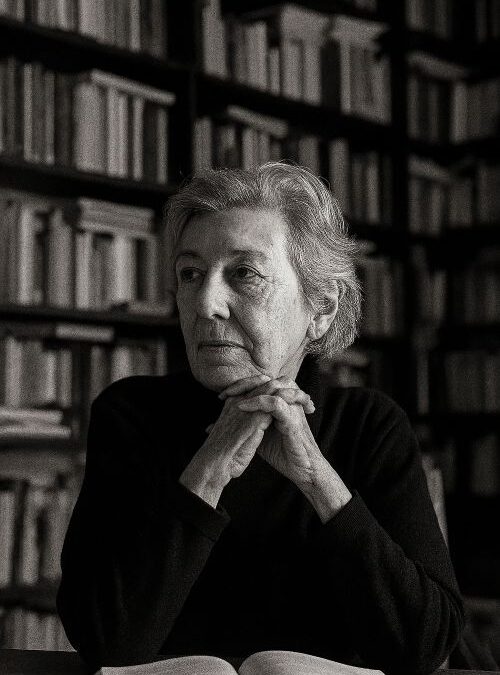 Es fría la luz